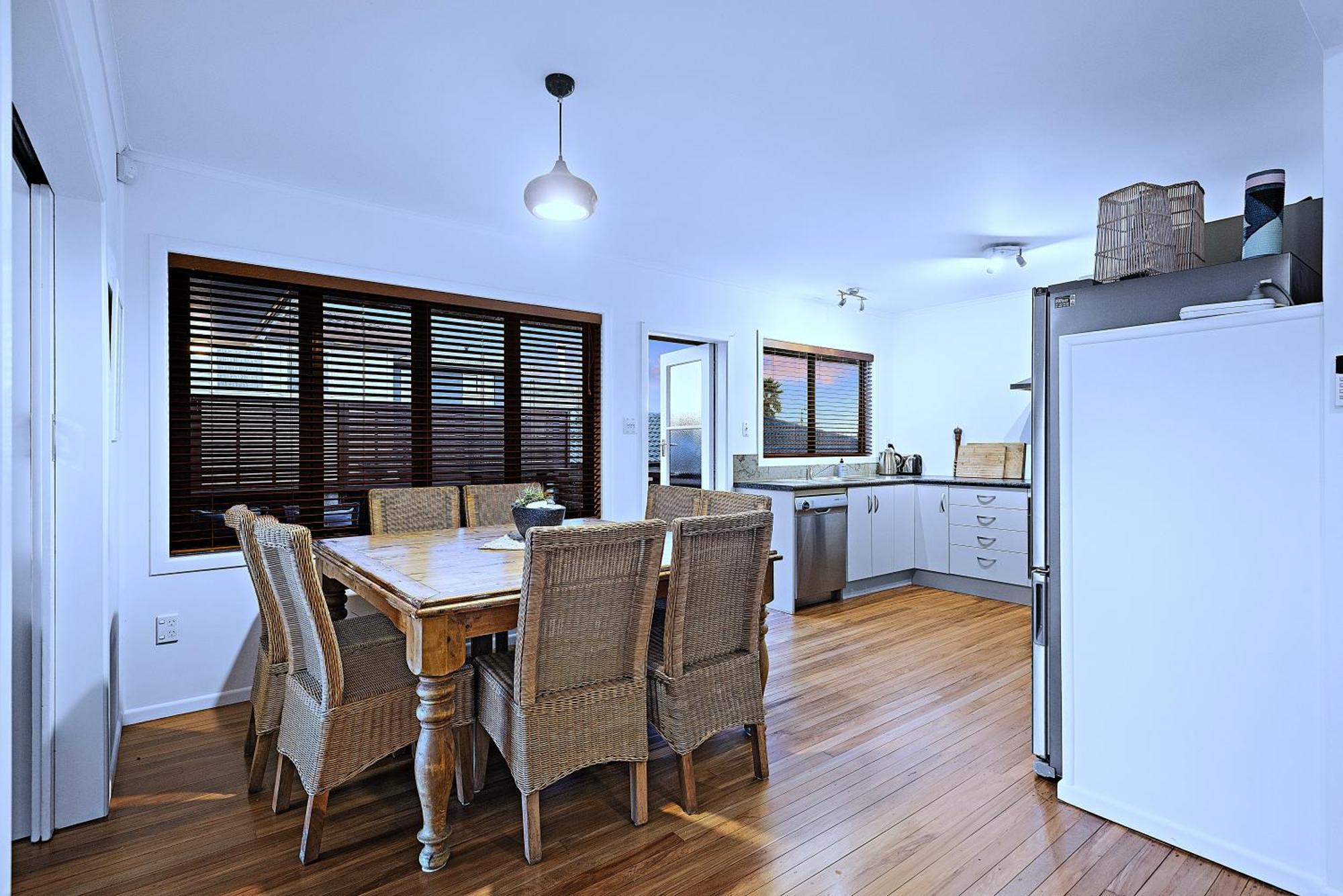Ultimate Beach Location Mount Maunganui Exterior photo